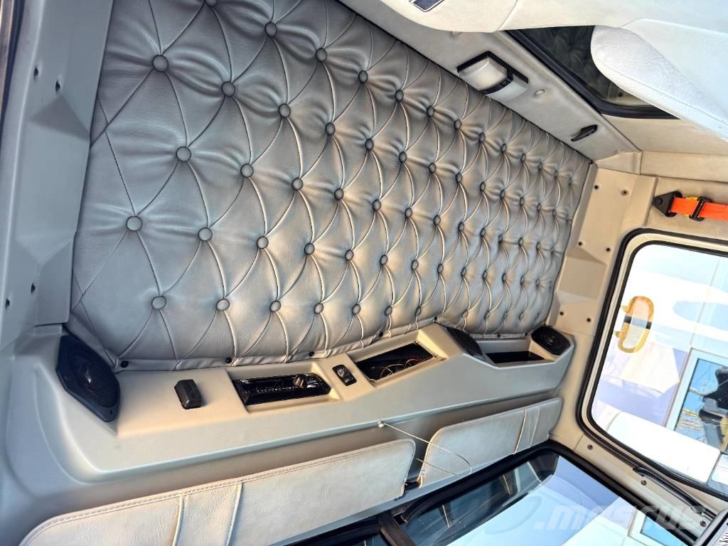 Western Star 4900 SA Грузовики-Самосвалы