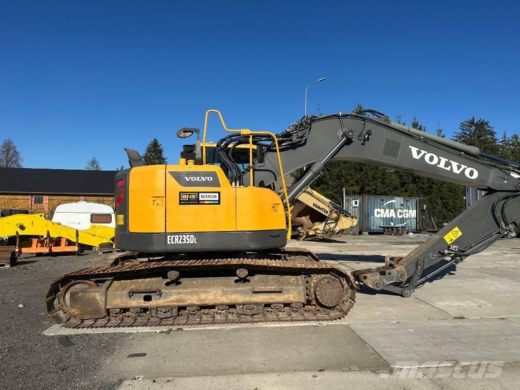 Volvo ERC235DL Гусеничные экскаваторы