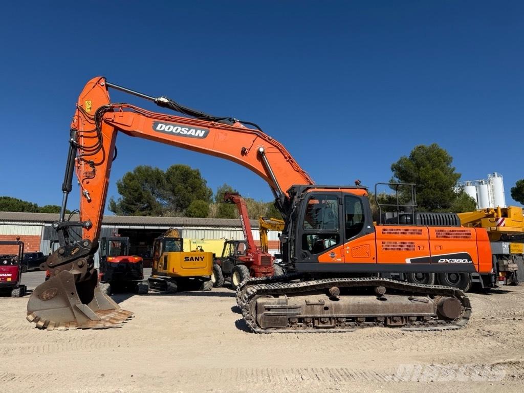 Doosan DX 380 LC Гусеничные экскаваторы