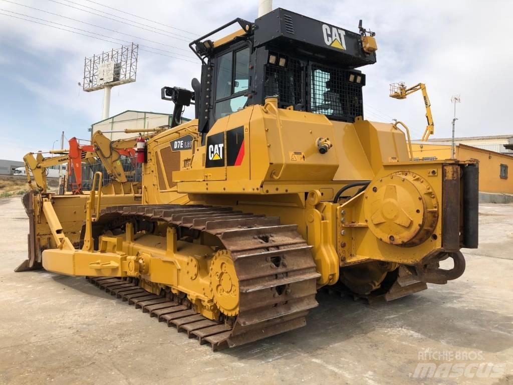 CAT D7E Трелёвочные лебедки