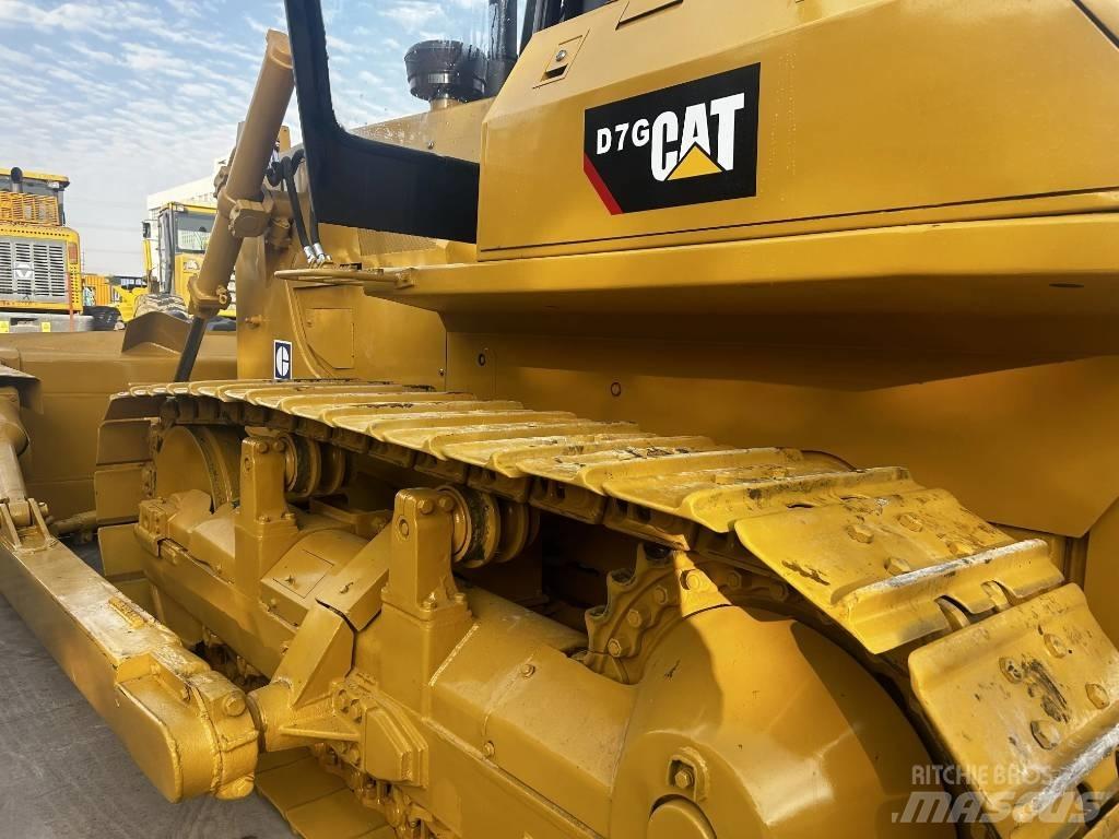 CAT D 7 G Гусеничные бульдозеры