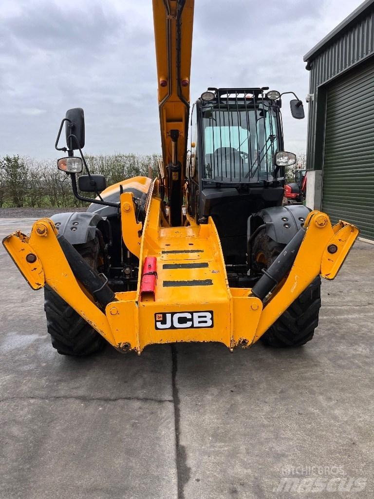 JCB 540-140 Телескопические погрузчики