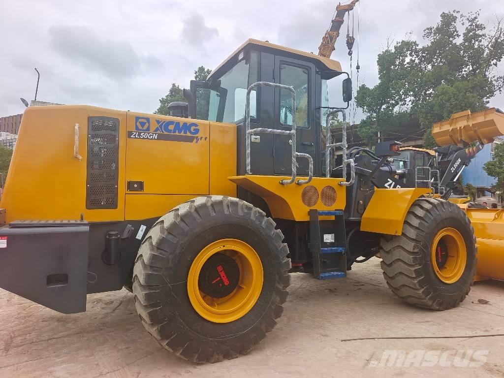 XCMG ZL50GN Фронтальные погрузчики