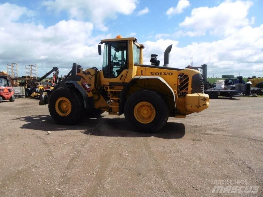 Volvo L 120 F Фронтальные погрузчики