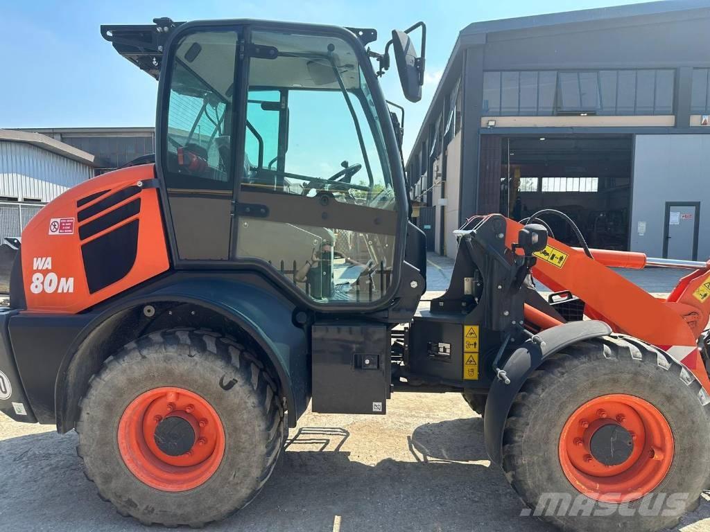 Komatsu WA 80 M-8 Фронтальные погрузчики