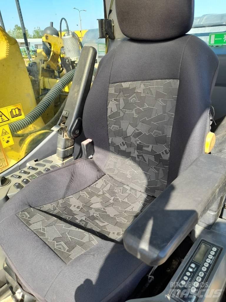 Komatsu PC 290 NLC-8 Гусеничные экскаваторы