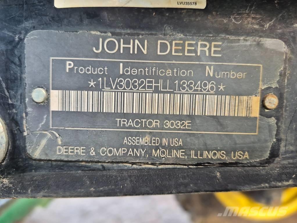 John Deere 3032 E Трактора
