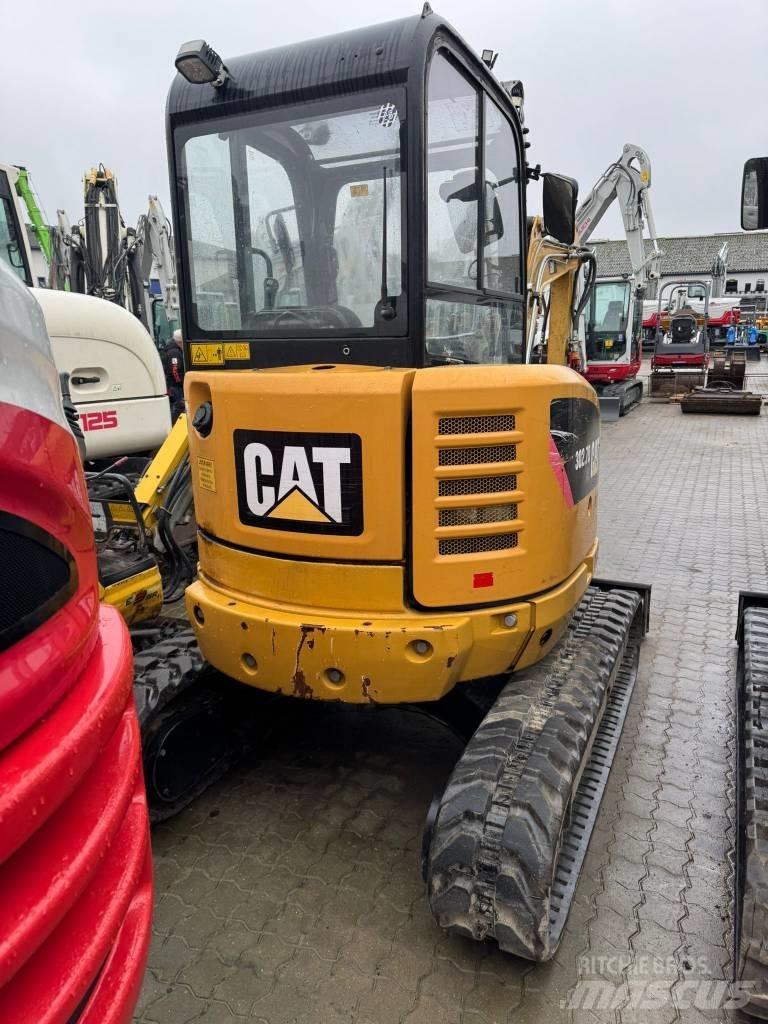 CAT 302.7 D Мини-экскаваторы