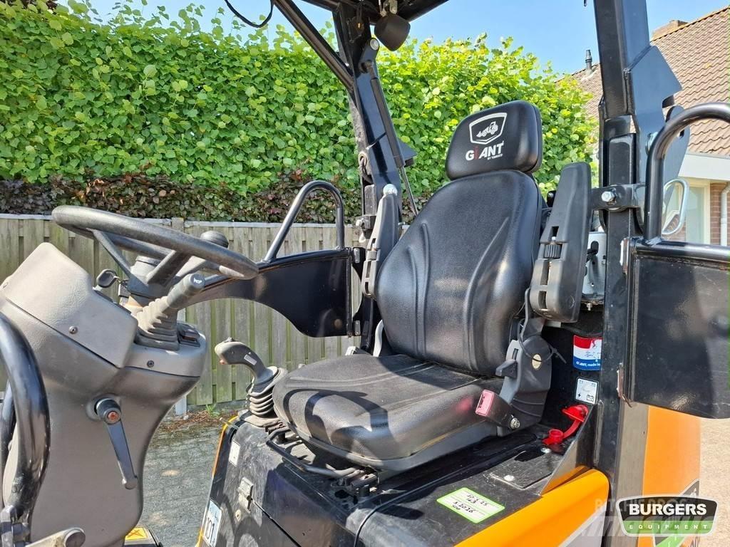 GiANT G1500 X-TRA Малые погрузчики