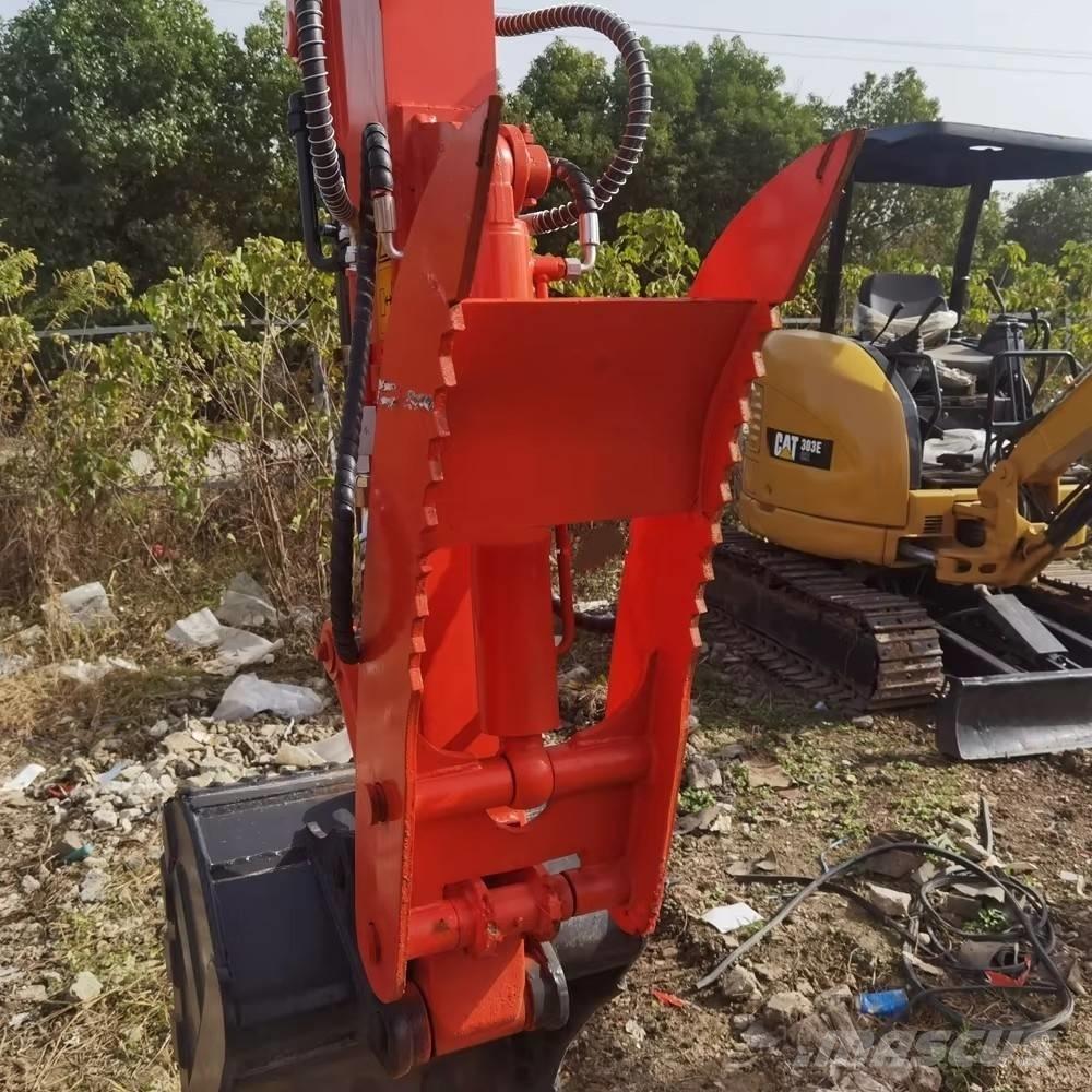 Kubota KX 155 Гусеничные экскаваторы