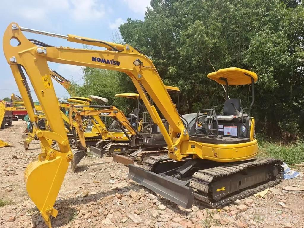 Komatsu PC35 Гусеничные экскаваторы