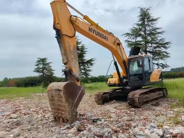 Hyundai 225LVS Гусеничные экскаваторы