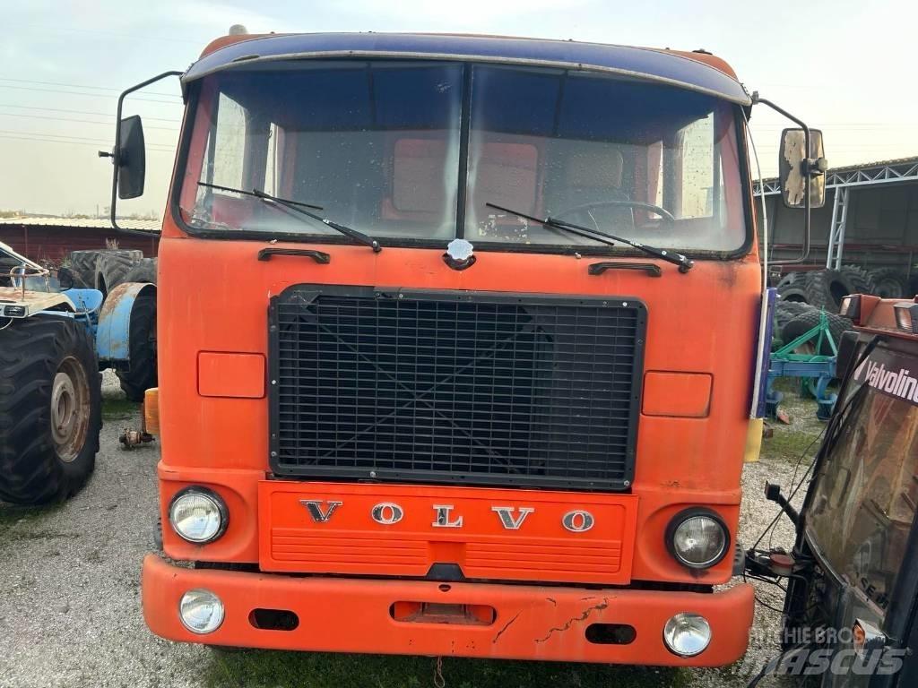 Volvo F 88 Грузовики-Самосвалы