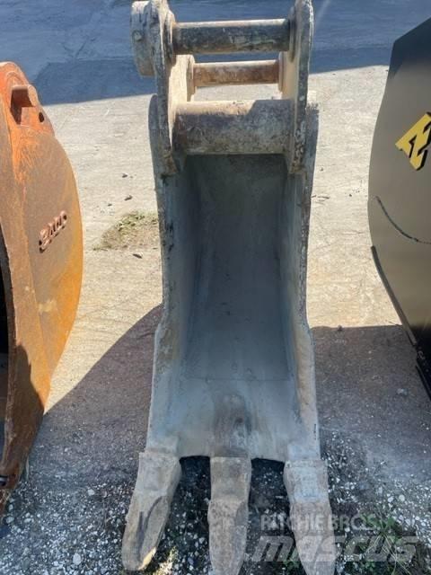 Doosan DX255LC-5 Гусеничные экскаваторы