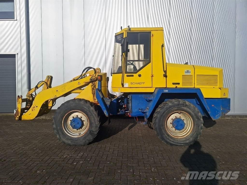 Schaeff SKS 661 Фронтальные погрузчики