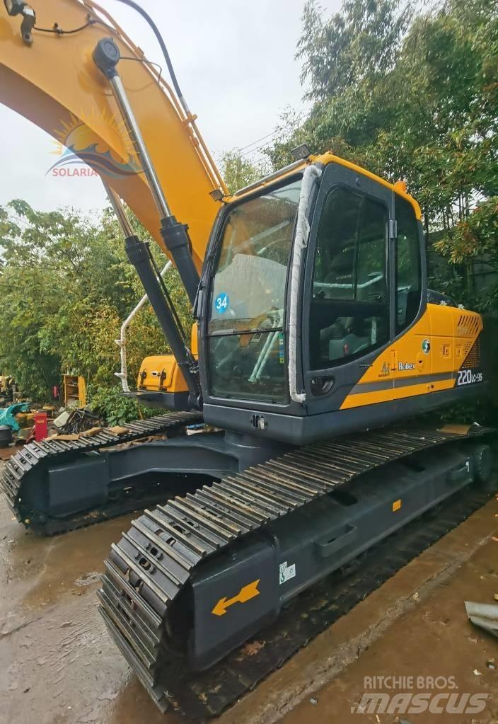 Hyundai R220LC-9S Колёсные экскаваторы