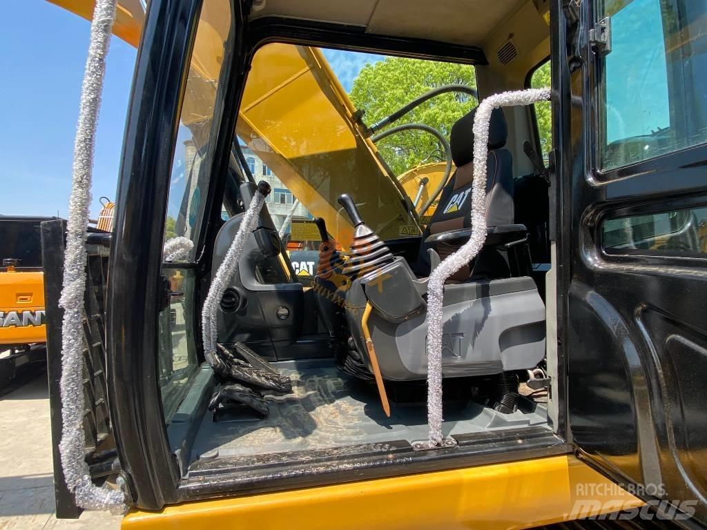 CAT 320 D Гусеничные экскаваторы