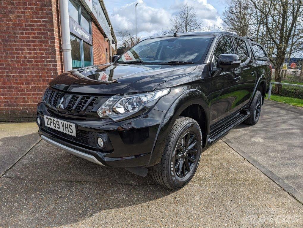 Mitsubishi L 200 Бортовые фургоны
