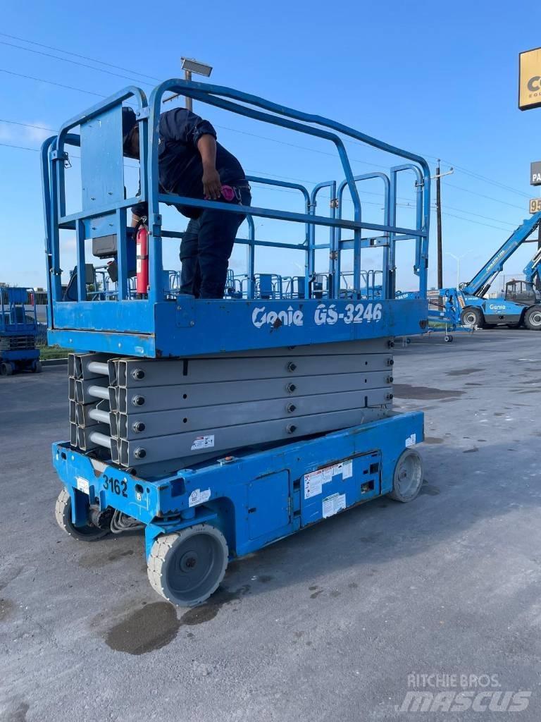 Genie GS 3246 Ножничные подъемники