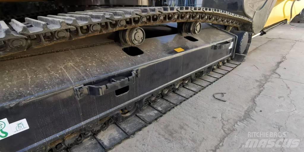 LiuGong 933 E Гусеничные экскаваторы