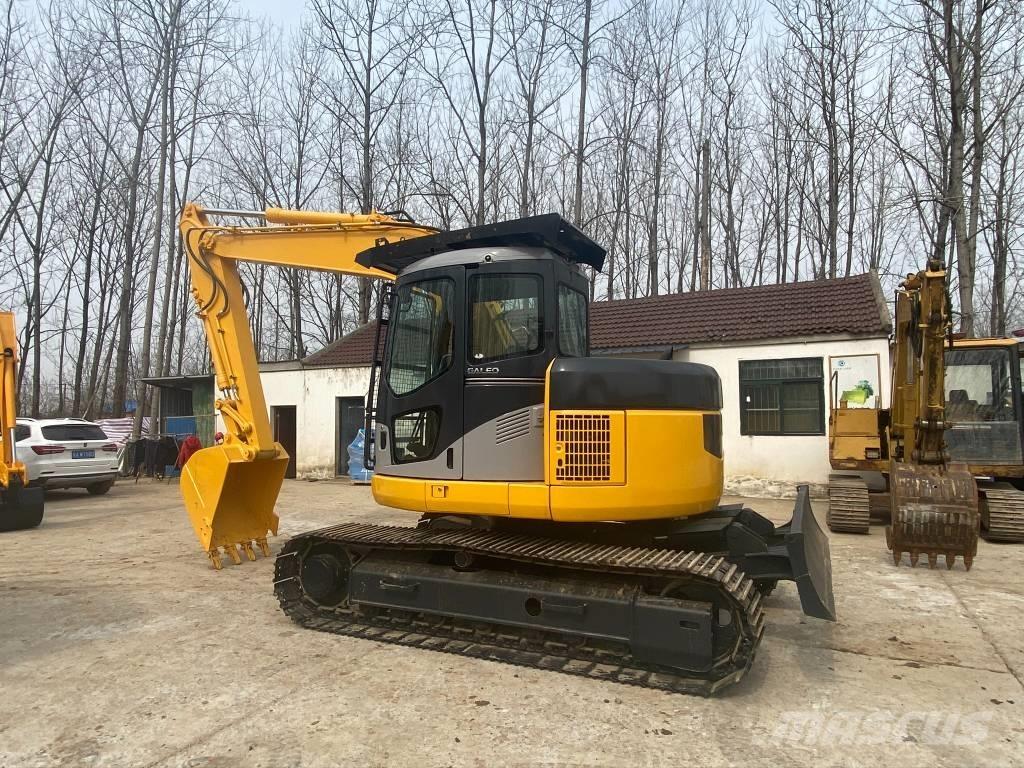 Komatsu PC128US Гусеничные экскаваторы