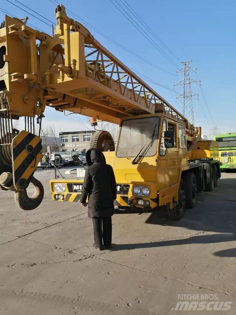 Tadano TL 300 E Автокраны вездеходы