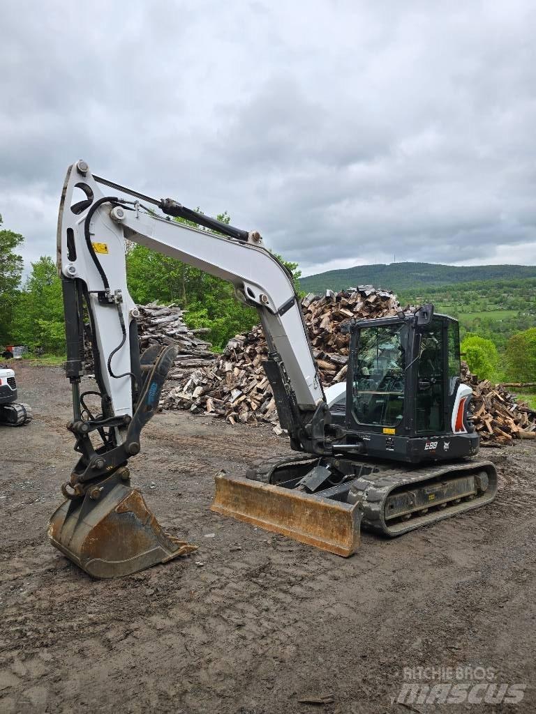 Bobcat E 88 R2 Гусеничные экскаваторы
