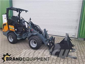 GiANT G2700E X-TRA Фронтальные погрузчики