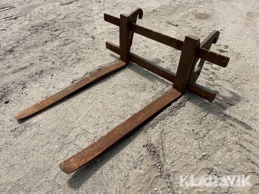 CAT 906 H 2 Фронтальные погрузчики