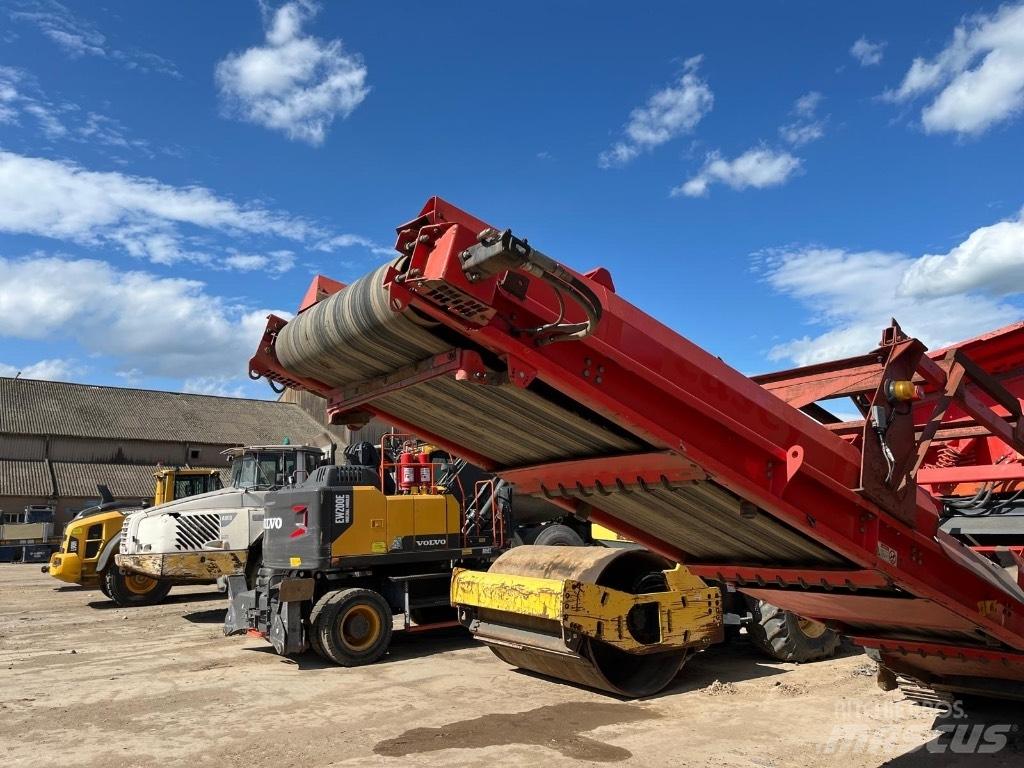 Sandvik QE 141 Мобильные грохоты