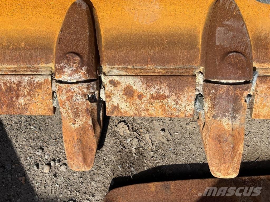 Volvo L 150 H Ковши