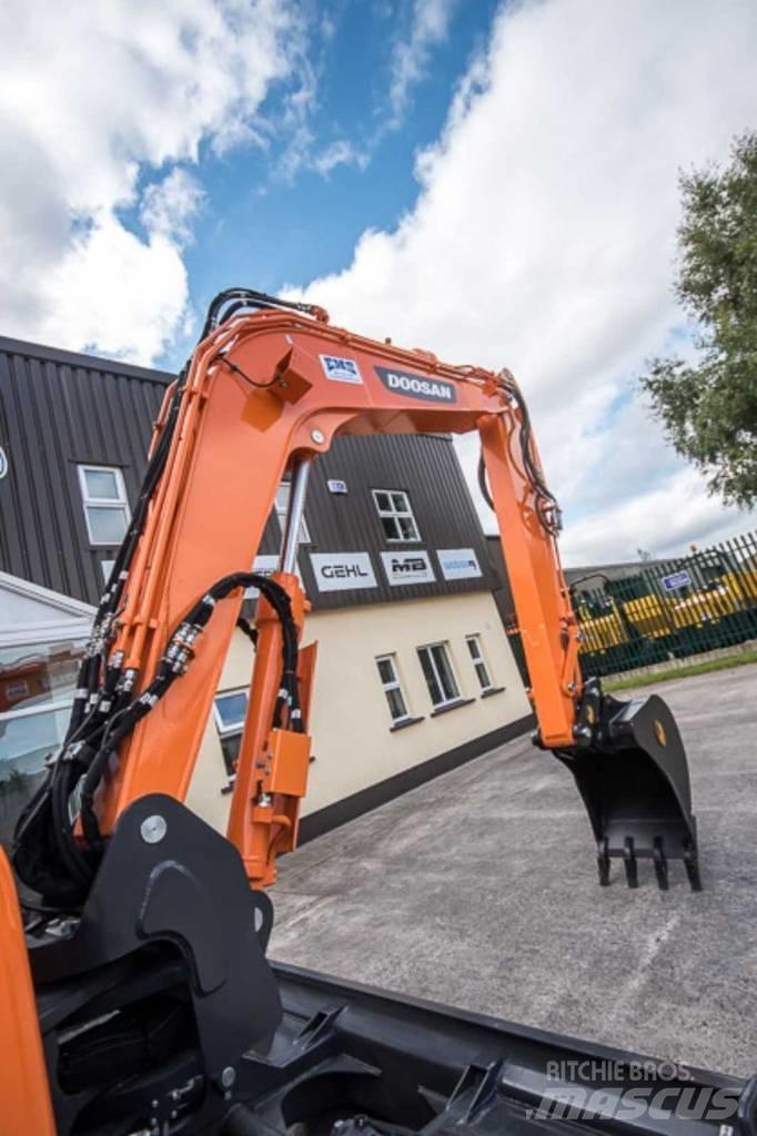 Doosan DX 85 R Малые экскаваторы 7т-12т