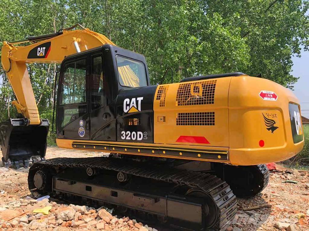 CAT 320D2 Гусеничные экскаваторы