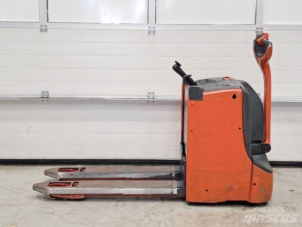 Linde T16L Ручные электрические тележки