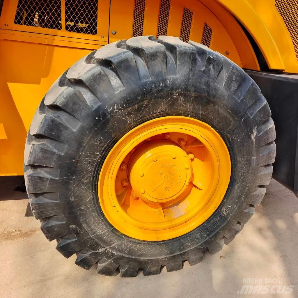 XCMG XS 202J Грунтовые катки