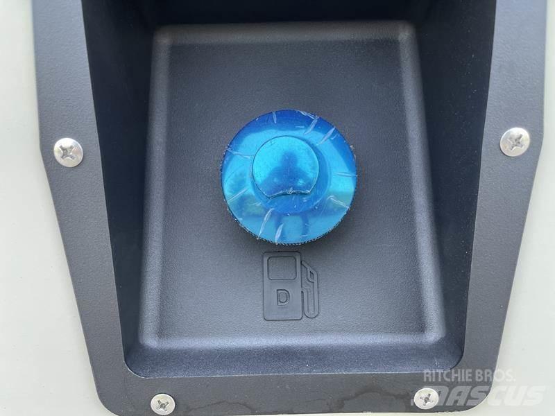 Cummins 55 kVA Дизельные генераторы