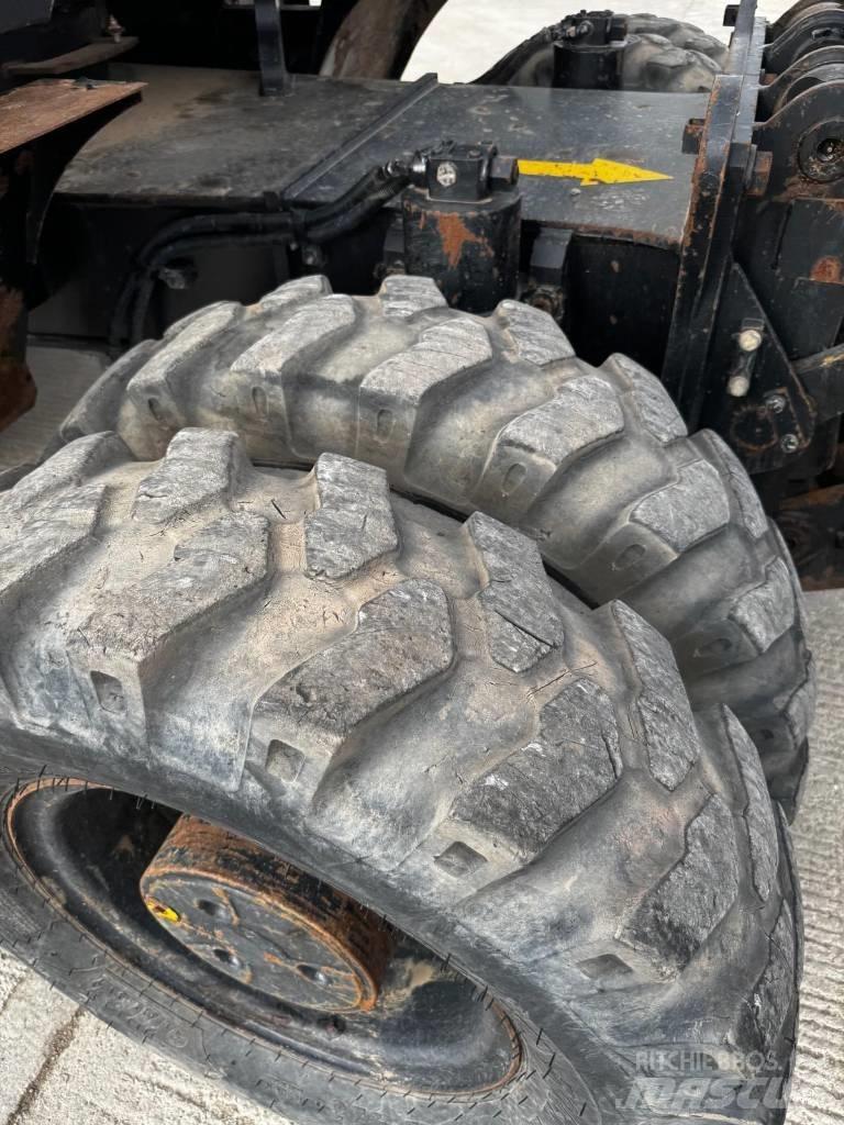 Hitachi ZX 145 W-6 Колёсные экскаваторы