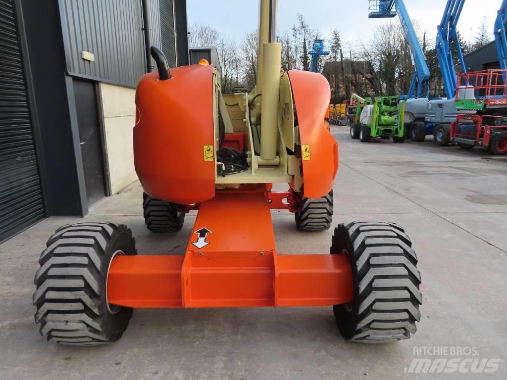 JLG 450 AJ Коленчатые подъемники