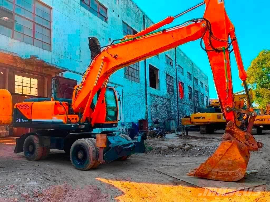 Hyundai R210W-9T Гусеничные экскаваторы