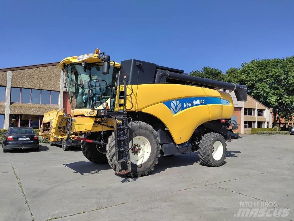 New Holland CX 760 Зерноуборочные комбайны