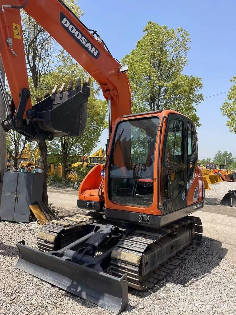 Doosan DX75 Мини-экскаваторы