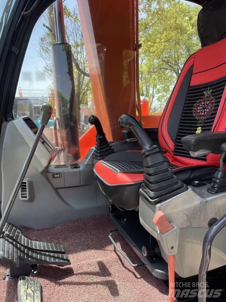 Doosan DX75 Мини-экскаваторы