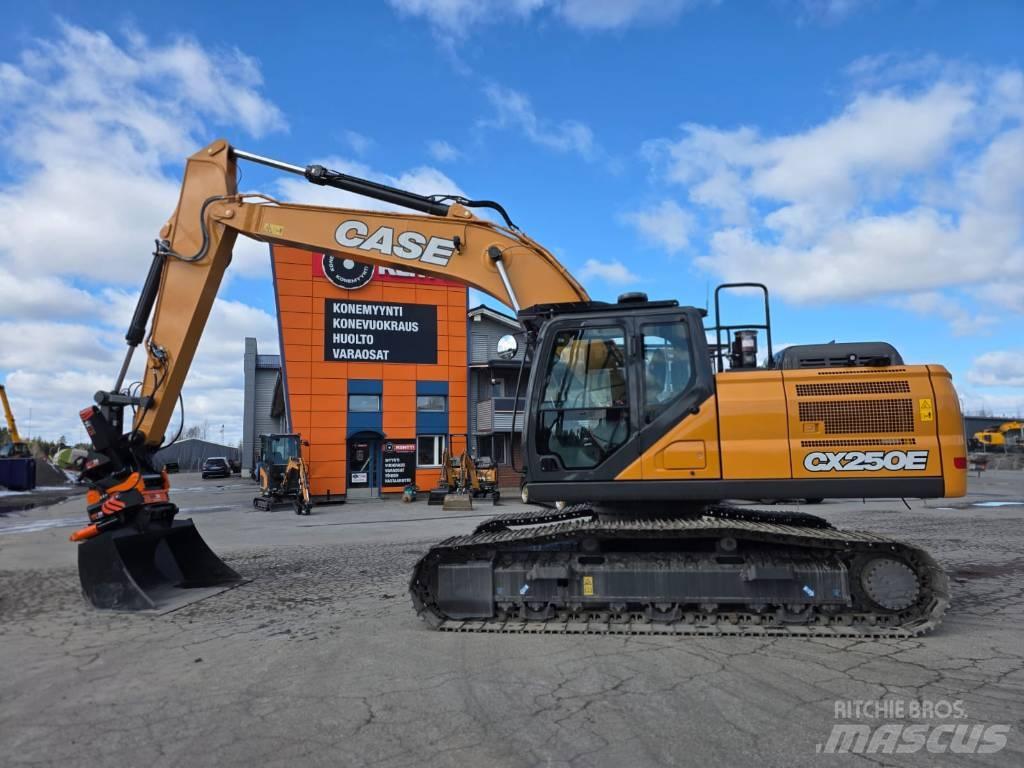 CASE CX 250 E LC Гусеничные экскаваторы