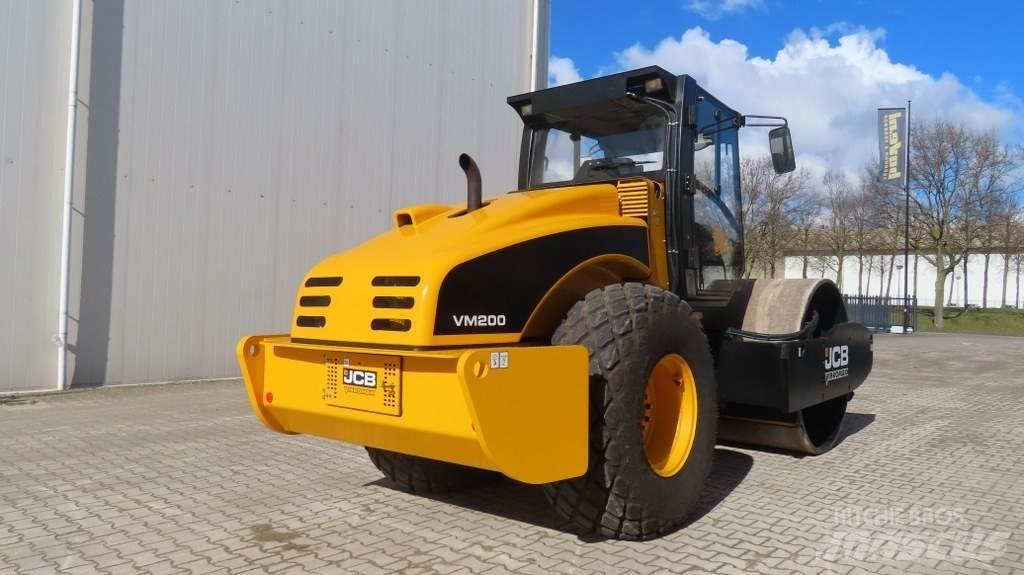 JCB VM200D Грунтовые катки