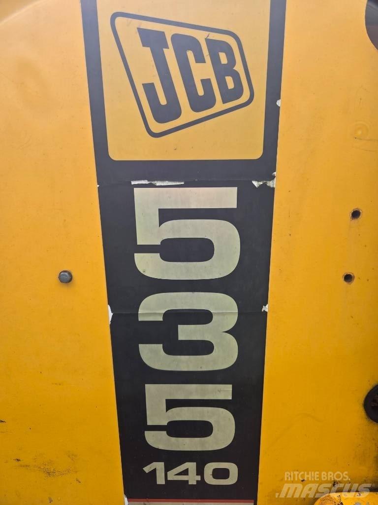 JCB 535-140 Телескопические погрузчики