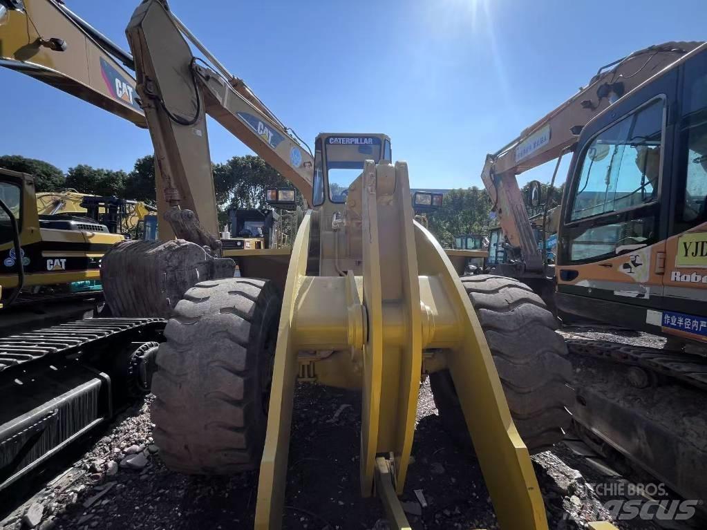 CAT 966F Фронтальные погрузчики