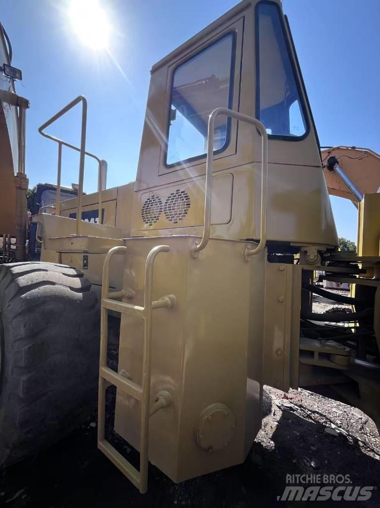 CAT 966F Фронтальные погрузчики