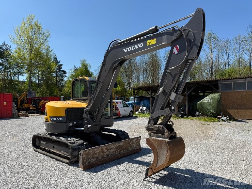 Volvo ECR88D Малые экскаваторы 7т-12т