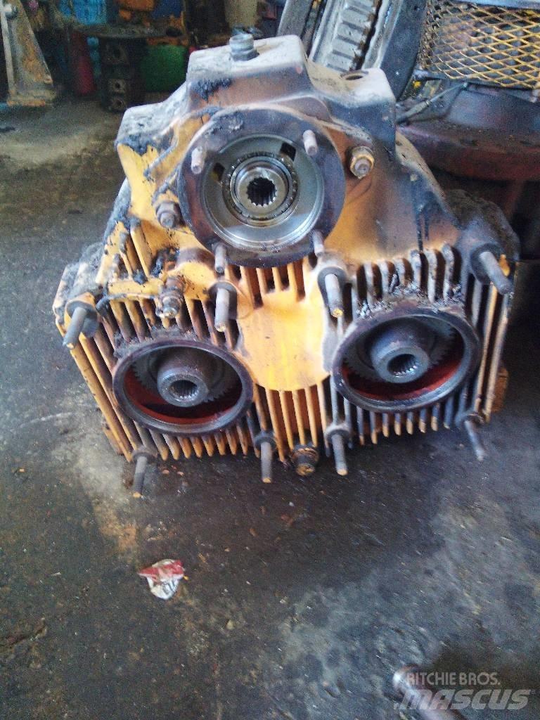 Liebherr R 954 B HD Трансмиссии и КПП