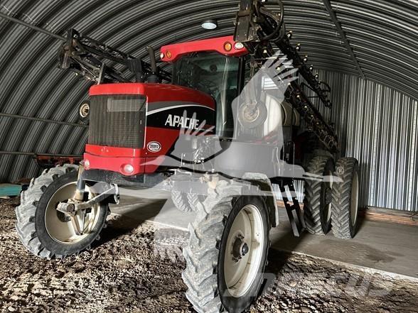 Apache AS1010 Самоходные опрыскиватели